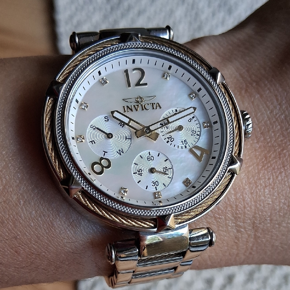 Invicta Two-Tone Silver and Gold Watch 38mm Stainless Steel - Picture 7 of 8